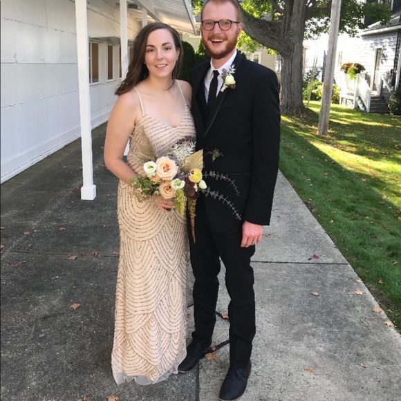 Adrianna Papell beaded gown - Picture 10 of 10